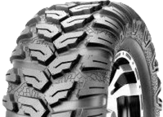 Primer plano de la banda de rodadura Maxxis MU08 Ceros 26x11 R12 79 N 6PR