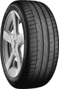 Primer plano de la banda de rodadura STARMAXX ST760 Ultrasport 245/35 R17 87 W