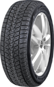 Primer plano de la banda de rodadura Bridgestone Blizzak DM-V2 215/80 R15 102 R
