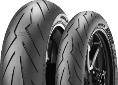 Primer plano de la banda de rodadura Pirelli Diablo Rosso III 240/45ZR17 (82 W) Traseros TL M/C