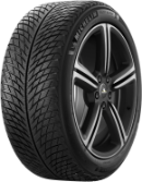 Primer plano de la banda de rodadura Michelin Pilot Alpin 5 245/45 R17 99 H XL, MO