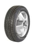 Primer plano de la banda de rodadura Fortune FSR6 215/65 R15 100 H