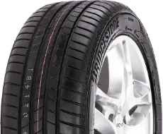 Primer plano de la banda de rodadura Bridgestone Turanza T005