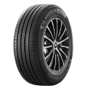 Primer plano de la banda de rodadura Michelin Primacy 4 215/60 R16 95 H S1