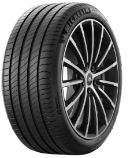 Primer plano de la banda de rodadura Michelin Primacy 4 245/40 R18 97 Y XL, MO