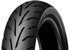 Primer plano de la banda de rodadura Dunlop Arrowmax GT601 150/70-17 69 H Traseros TL