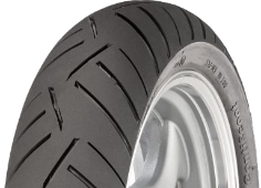 Primer plano de la banda de rodadura Continental ContiScoot 120/70-13 53 P Delanteros TL