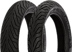 Primer plano de la banda de rodadura Michelin City Grip 2 120/70-11 56 L Delanteros/Traseros TL M/C