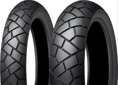 Primer plano de la banda de rodadura Dunlop Trailmax Mixtour 120/70 R19 60 V Delanteros TL