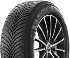 Primer plano de la banda de rodadura Michelin CrossClimate 2