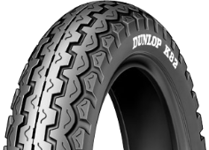 Primer plano de la banda de rodadura Dunlop K82 3.25-18 52 S Delanteros/Traseros TT