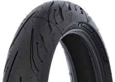 Primer plano de la banda de rodadura Michelin Power Shift 120/70 R15 56 H Delanteros TL M/C
