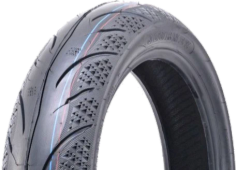 Primer plano de la banda de rodadura Journey P6160S 140/70-17 66 S TL E
