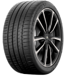 Primer plano de la banda de rodadura Michelin Pilot Super Sport 305/35 R22 110 Y XL, ZR