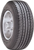 Primer plano de la banda de rodadura Minerva RF07 205/80 R16 104 S XL
