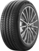 Primer plano de la banda de rodadura Michelin PRIMACY 3 245/45 R18 100 Y XL, *, MO